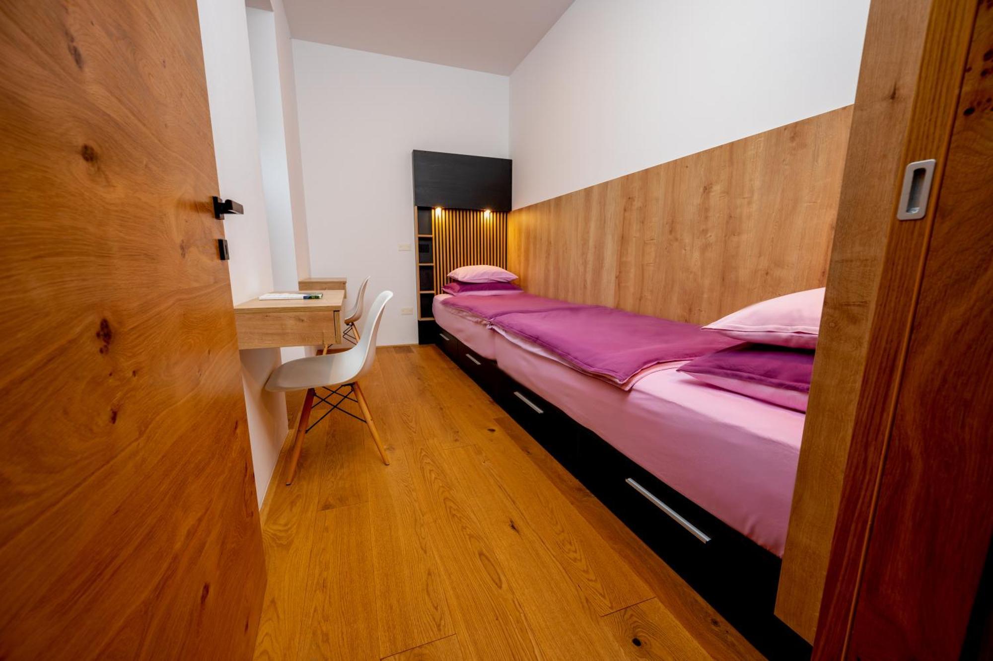 Cirus Apartments Kocevje Esterno foto